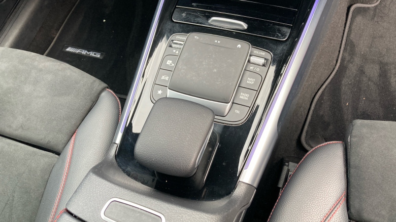 Mercedes-Benz GLB 200 AMG Line Premium 5dr 7G-Tronic Petrol Estate